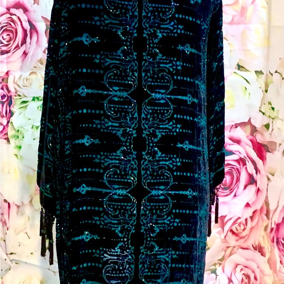 Black and Blue beaded kimono - Picture 5 of 7